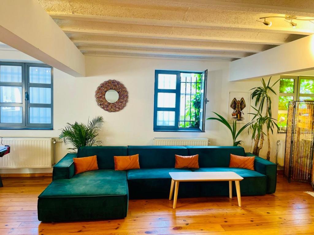 Down Town Oasis-Spacious Loft With Private Parking Brussels Ngoại thất bức ảnh